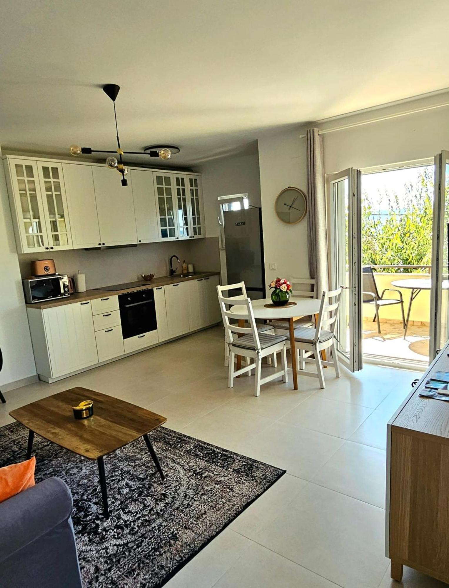 Apartment Big Blue Maslenica Esterno foto